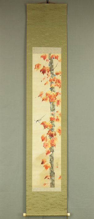 Red Leaves and Small Bird in Autumn with Original Box (Tomobako) - with signature and seal 'Ryuso' 柳荘 - Japan  (Ingen mindstepris)