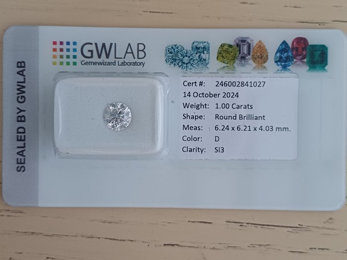 Ingen mindstepris - 1 pcs Diamant  (Natur)  - 1.00 ct - Rund - D (farveløs) - SI3 - Gemewizard Gemological Laboratory (GWLab)