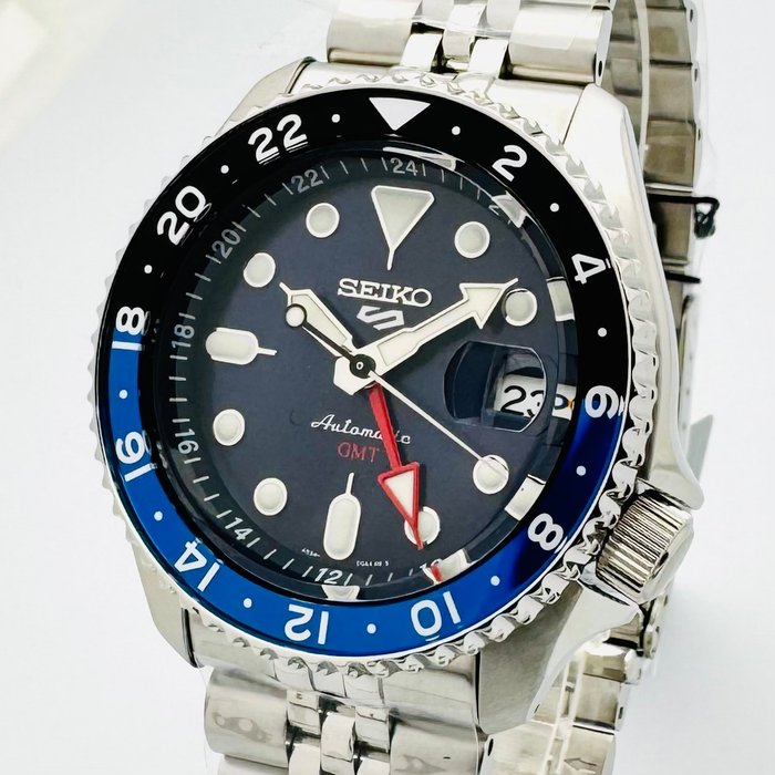 Seiko - Sport 5 Automatic GMT - Ingen mindstepris - Mænd - 2011-nu