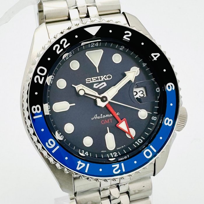 Seiko - Sport 5 Automatic GMT - Ingen mindstepris - Mænd - 2011-nu