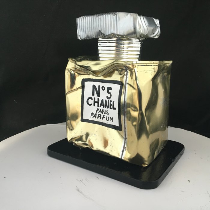 Norman Gekko (XX-XXI) - Crushed Chanel N.5 GOLD