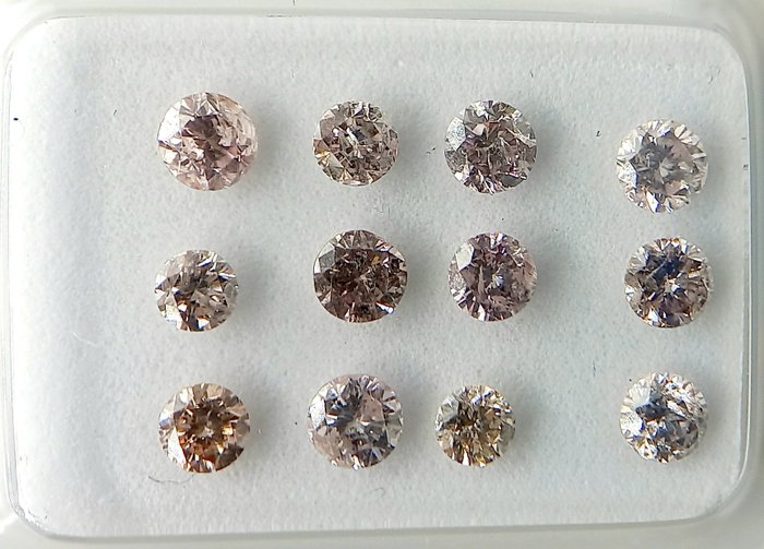 Ingen mindstepris - 12 pcs Diamant  (Naturfarvet)  - 108 ct - Rund - Fancy light Rosa Brun - I1 I2 - Antwerp Laboratory for Gemstone Testing (ALGT)