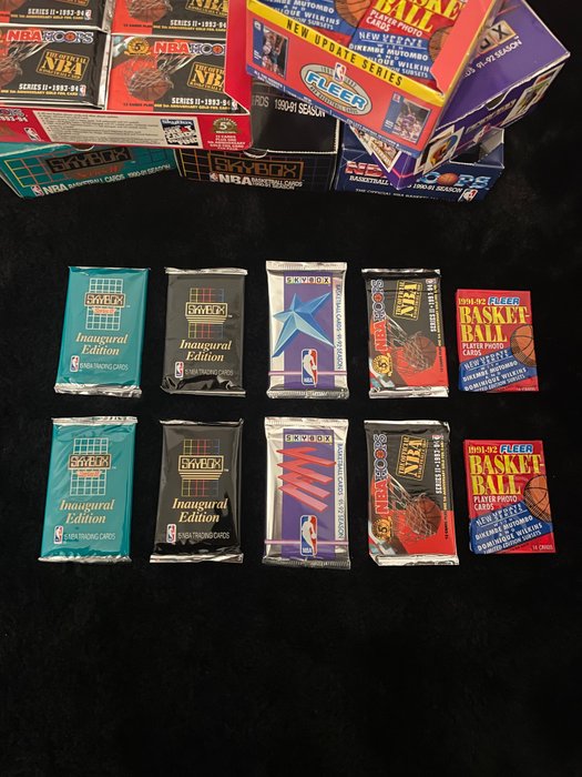 Skybox 90/91 - Fleer 91/92 - NBA Hoops 93/94 - 10 Booster pack - Næsten så god som ny (NM)