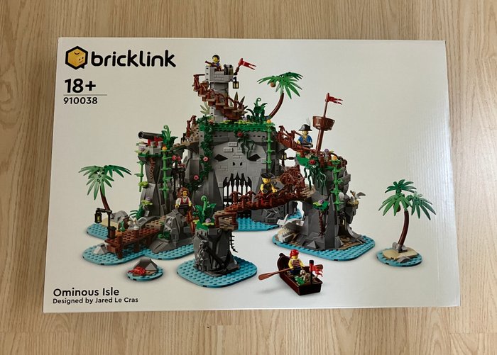 Lego - LEGO Bricklink Designer Program - Lego 910038 Ominous Isle. - 2020+