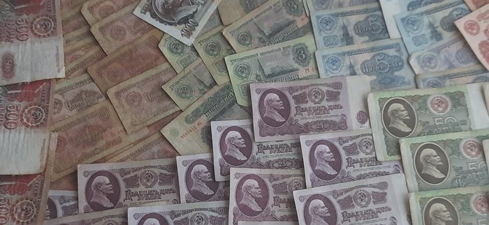 Rusland. - 1000 banknotes / coupons - various dates  (Ingen mindstepris)