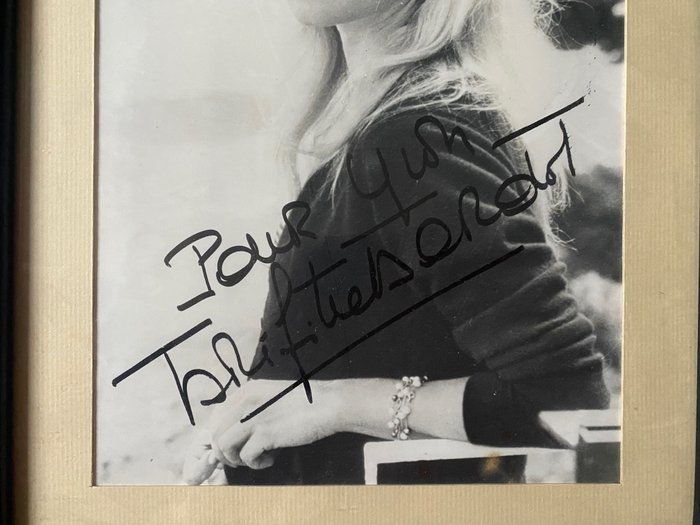 Brigitte Bardot - Photo encadrée avec véritable autographe et dédicace