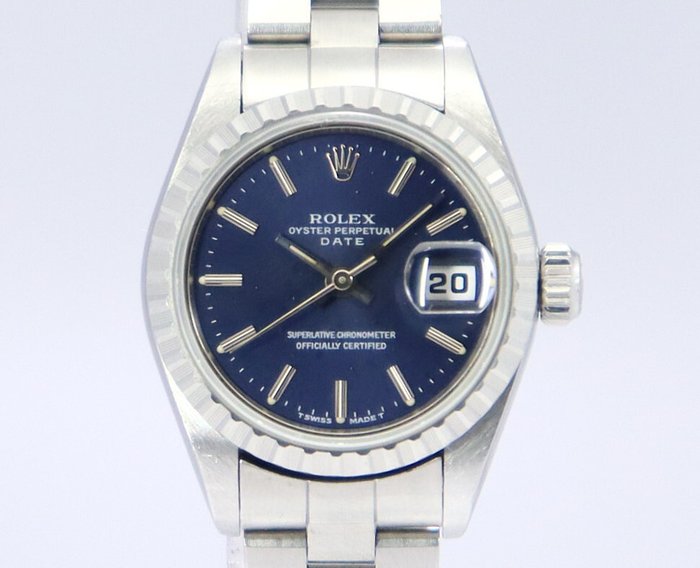 Rolex - Oyster Perpetual Date - Ingen mindstepris - 69240 - Kvinder - 1993