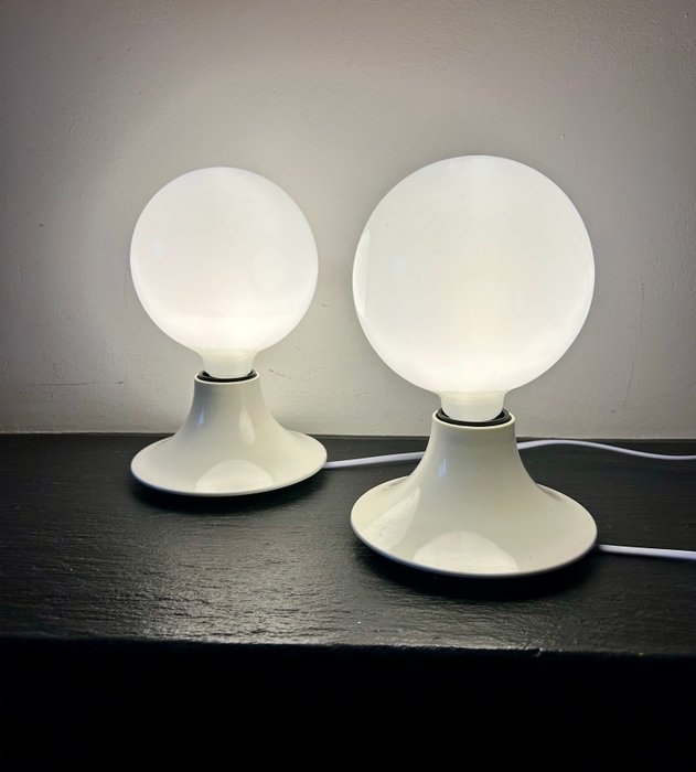 Artemide - Vico Magistretti - Lampe - Thetis - Plast