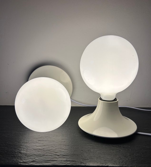 Artemide - Vico Magistretti - Lampe - Thetis - Plast