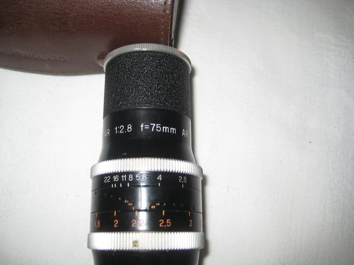 Kern Yvar 1:28  f=75mm Filmkameralinse