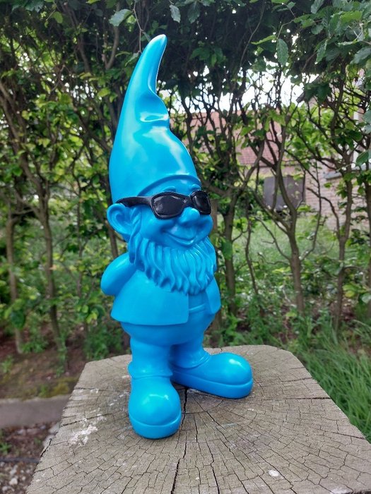 Statue, funny gnome with sunglasses - 41 cm - polyresin