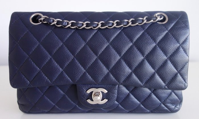 Chanel - Timeless Classic Flap Medium - Håndtaske