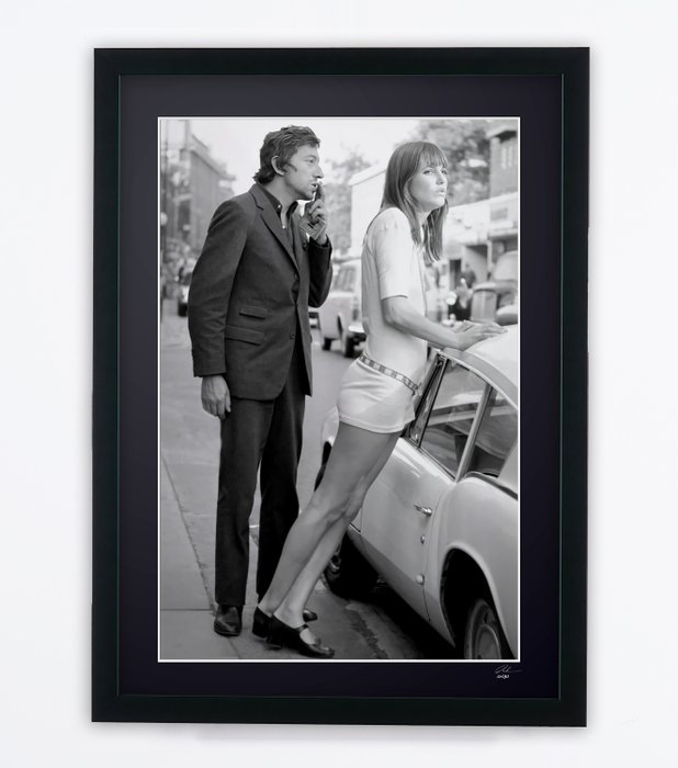 Jane Birkin  Serge Gainsbourg in London - Fine Art Photography - Luxury Wooden Framed 70X50 cm - Limited Edition Nr 01 of 30 - Serial ID 17213 - Original Certificate (COA), Hologram Logo Editor and QR Code - 100% New items.