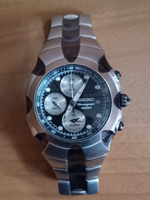 Seiko Python Element Design Alarm Chronograph Luminous Waterproof Quartz SNA763P1. - Ingen mindstepris - Mænd - 2000-2010