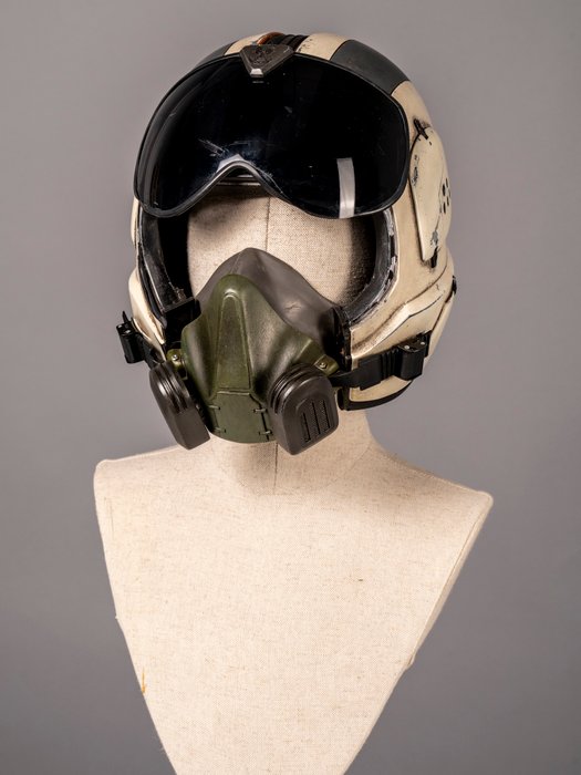 HALO - Original gear from the series