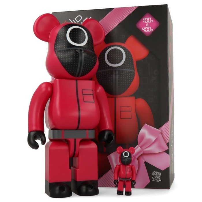 Medicom Toy Be@rbrick - Squid Game (Circle Guard) 400%  100% Bearbrick Set