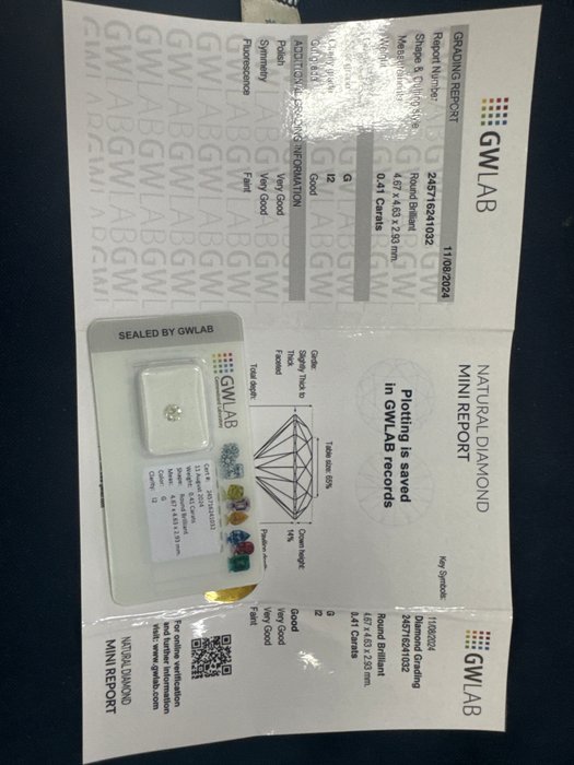 Ingen mindstepris - 1 pcs Diamant  (Natur)  - 0.41 ct - Rund - G - I2 - Gemewizard Gemological Laboratory (GWLab)