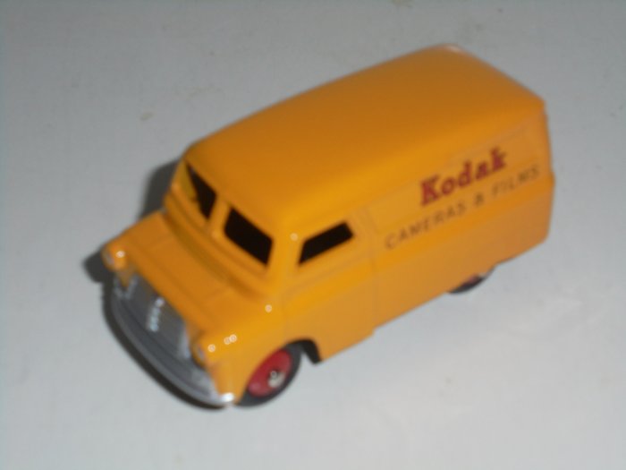 Dinky Toy Van Kodak Dinky Toy en Days Gone Analogt kamera