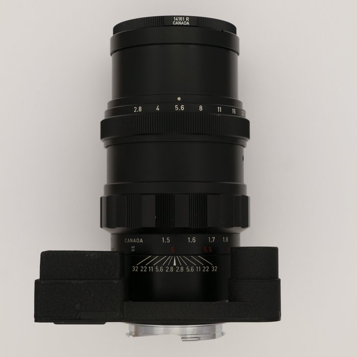 Leica 135mm f/2.8 Elmarit-M II - 1968 - Goggles - Telelinse