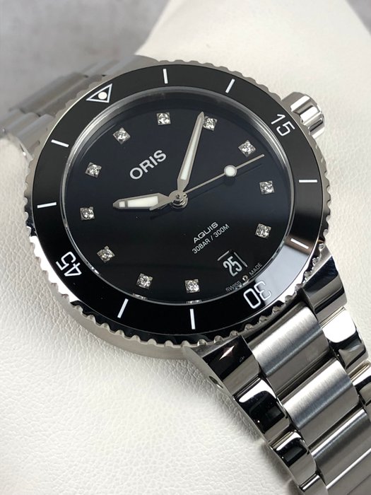 Oris - Aquis Date Diamonds Automatic - 01 733 7731 4194-07 8 18 05P - Kvinder - 2011-nu