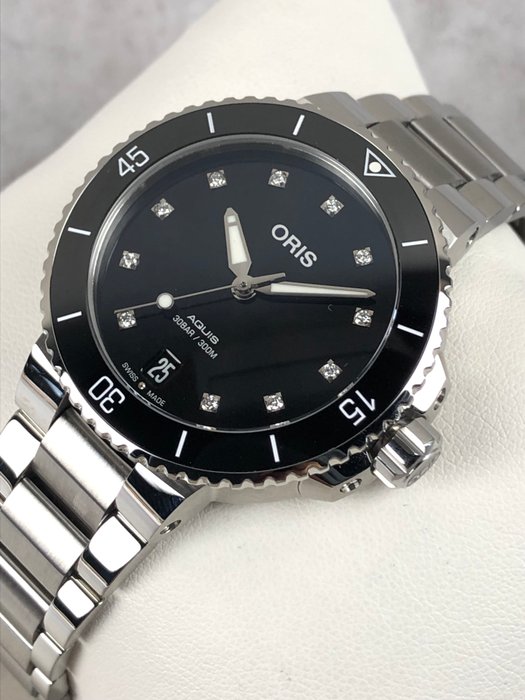 Oris - Aquis Date Diamonds Automatic - 01 733 7731 4194-07 8 18 05P - Kvinder - 2011-nu