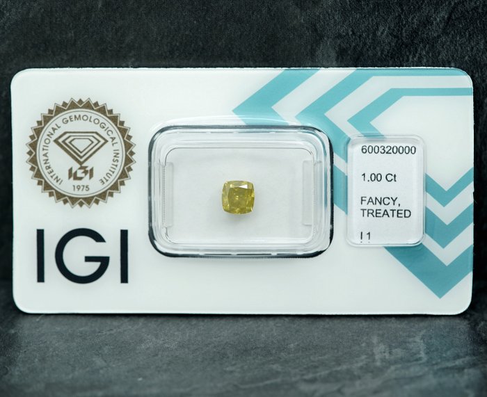 1 pcs Diamant  (Farvebehandlet)  - 1.00 ct - Pude - I1 - International Gemological Institute (IGI)