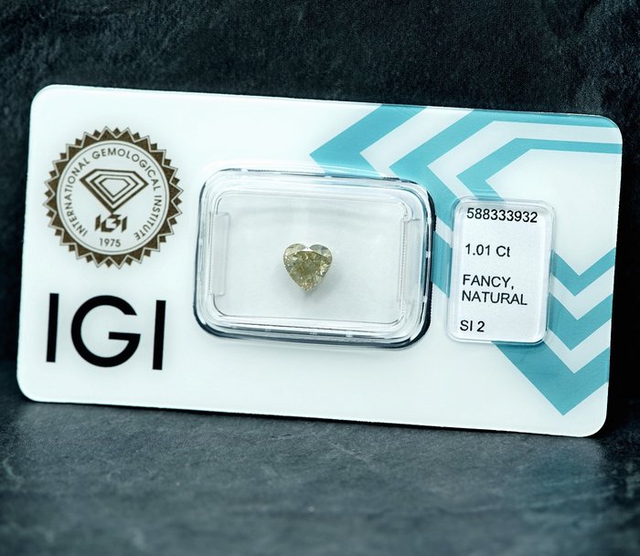 1 pcs Diamant  (Naturfarvet)  - 1.01 ct - Hjerte - Fancy light Grålig Gul - SI2 - International Gemological Institute (IGI)