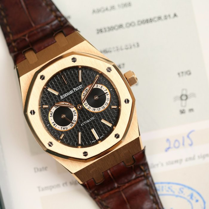 Audemars Piguet - Royal Oak Day-Date - 26330OR.OO.D088CR.01 - Mænd - 2011-nu