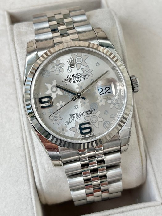 Rolex - Oyster Perpetual Date Just 36 * Silver Floral Motif Dial * White Gold Bezel - Ref 116234 - Unisex - 2010-2020