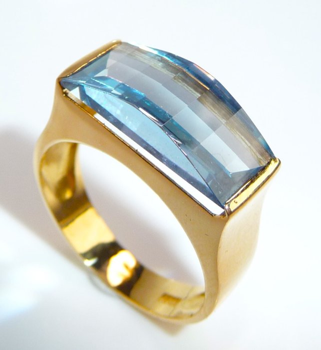 Ring - 18 kraat Gulguld -  4.00ct. tw. Topas - Størrelse 58 kan ændres