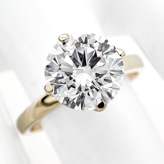 Ring - 14 karat Gulguld -  2.50ct. tw. Diamant (Laboratoriedyrket) - E/VS1