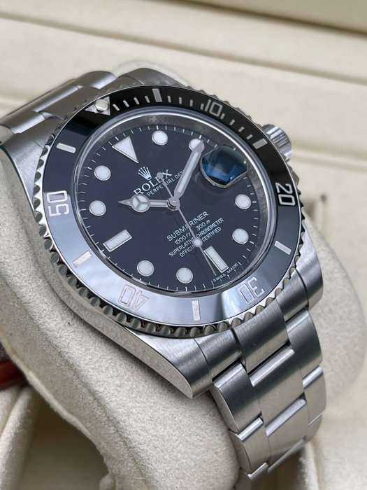 Rolex - Submariner Date - 116610LN - Mænd - 2011-nu