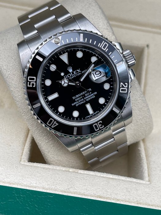 Rolex - Submariner Date - 116610LN - Mænd - 2011-nu