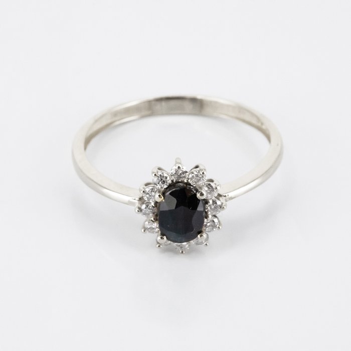 Ring - 14 karat Hvidguld Safir - Diamant