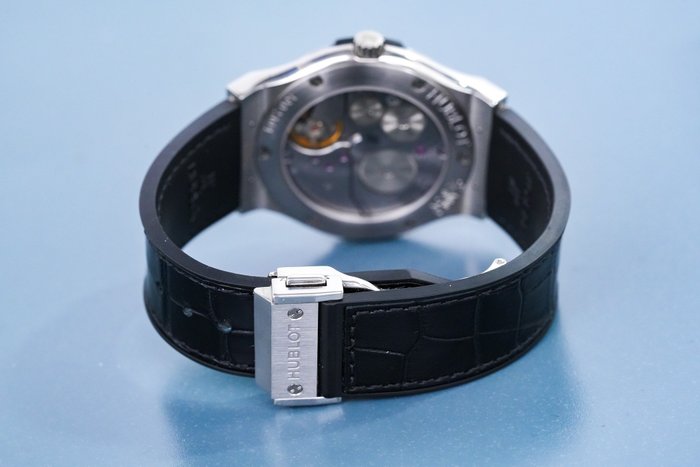 Hublot - Classic Fusion Ultra-Thin SS - 545.NX.1270.LR - Mænd - 2011-nu