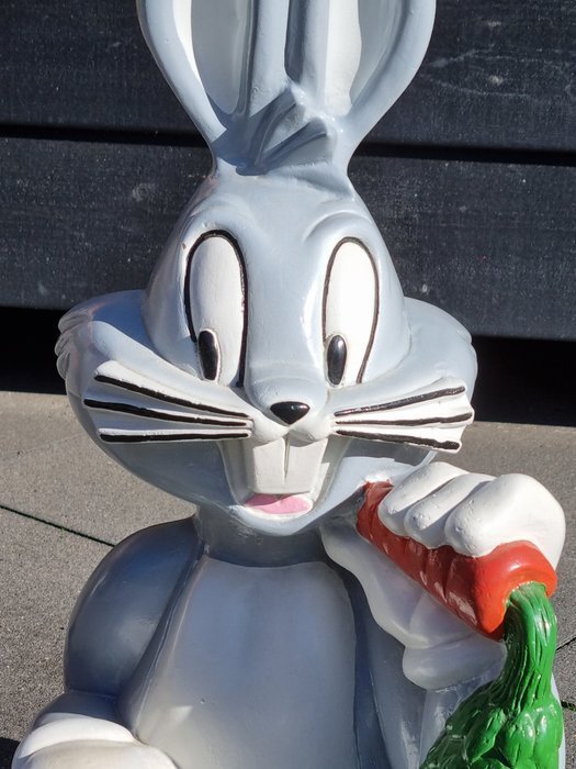 Looney Tunes - Bugs Bunny eating his carrot  (63 CM) Statue - 1996