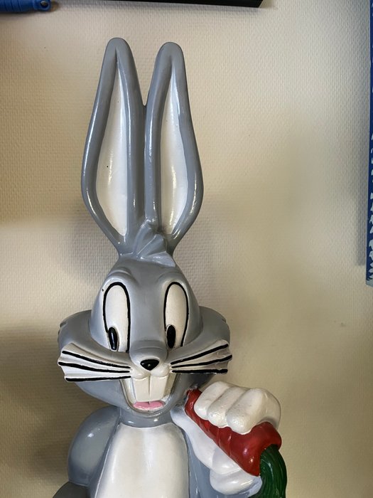 Looney Tunes - Bugs Bunny eating his carrot  (63 CM) Statue - 1996