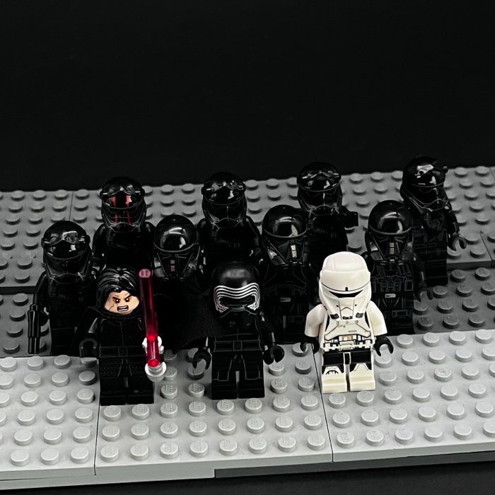 Lego - Star Wars - Lego Star Wars - First Order, Kylo Ren  Death Trooper Lot - 2000-2010 - Danmark