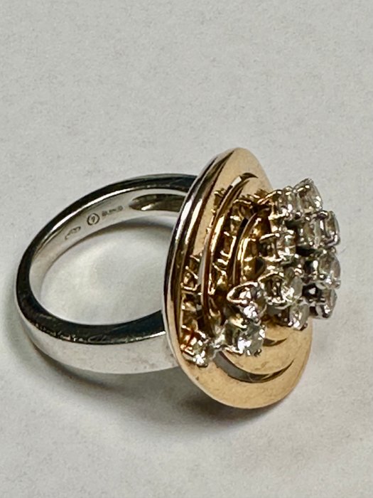 Damiani - Ring - 18 kraat Hvidguld, Rosaguld -  0.89ct. tw. Diamant (Natur)