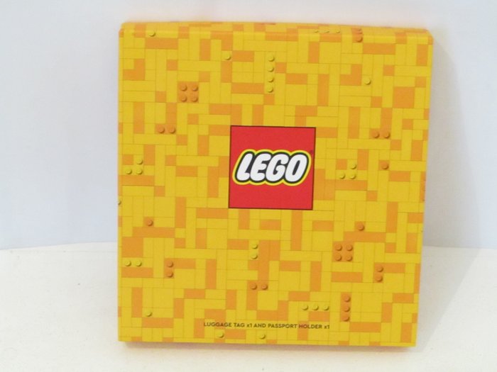 Lego - 2024 Korea exclusive luggage tag and passport holder gold membership award VIP RARE