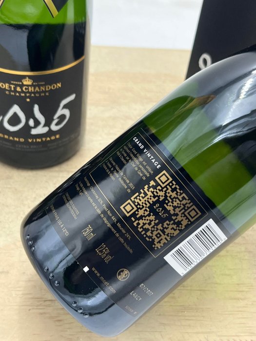 2015 Moët  Chandon Grand Vintage - Champagne Extra Brut - 2 Flasker (075 L)