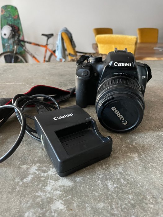 Canon Eos 1000d + 18-55mm Digitalt refleks kamera (DSLR)