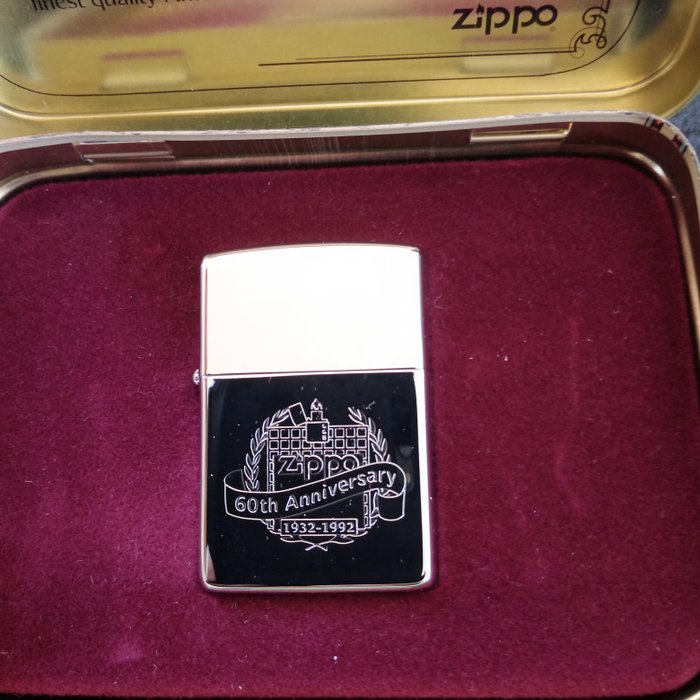 Zippo - 60th Anniversary - high polished chrome - absolutely new - Lommelighter - Højpoleret krom -  (2)