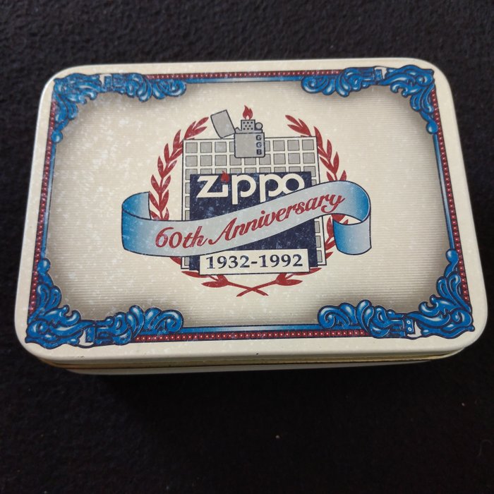 Zippo - 60th Anniversary - high polished chrome - absolutely new - Lommelighter - Højpoleret krom -  (2)