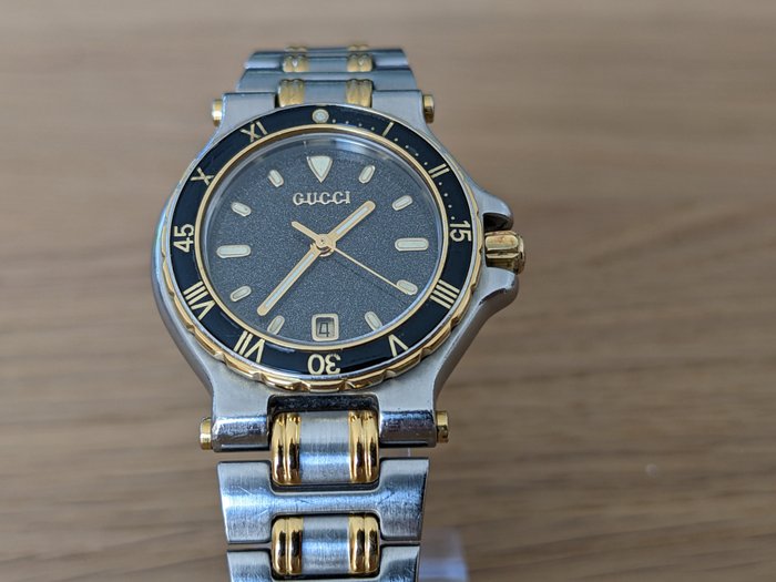 Gucci - 9700 L - Ingen mindstepris - 0007610 - Kvinder - 2000-2010