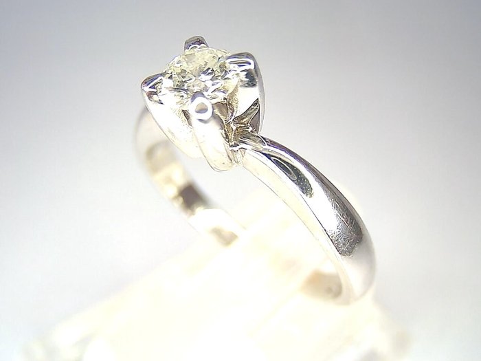 Forlovelsesring - 18 kraat Hvidguld -  0.36ct. tw. Diamant (Natur)  - Ensom