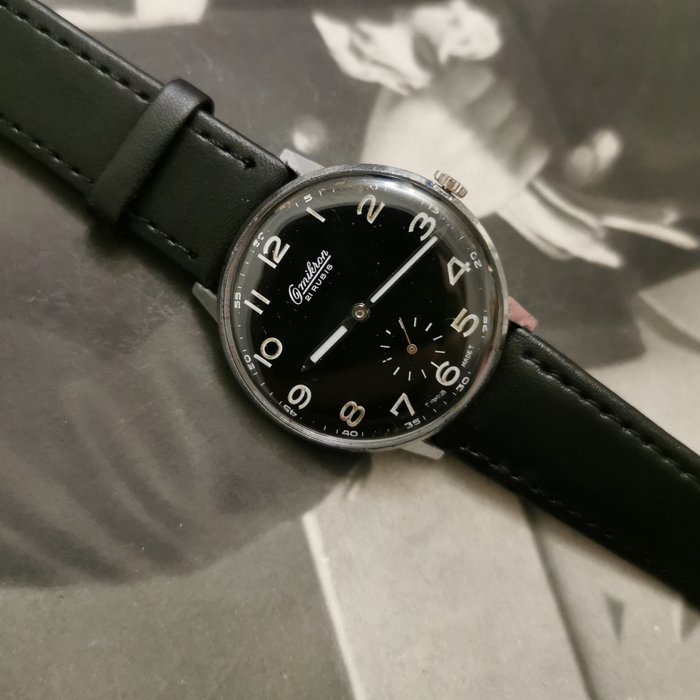 Omikron - Black dial - Ingen mindstepris - Mænd - 1960-1969