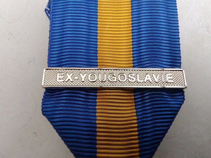 Europa - Militærmedalje - Masser af EU/Nato-medaljer