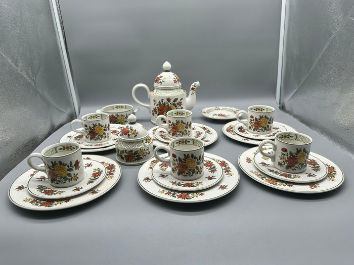 Villeroy  Boch-Summer Day - Vitro-Porzellan - Kaffesæt (22) - Porcelæn