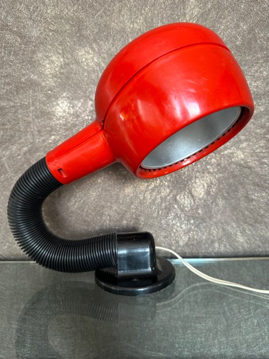 Cobra - The Soviet-Era Lamp - Lampe - Plast